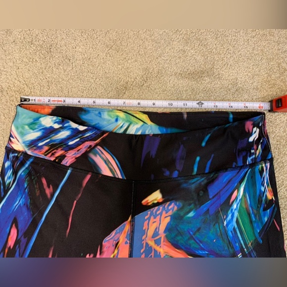 Fabletics Powerhold Leggings - Picture 3 of 5